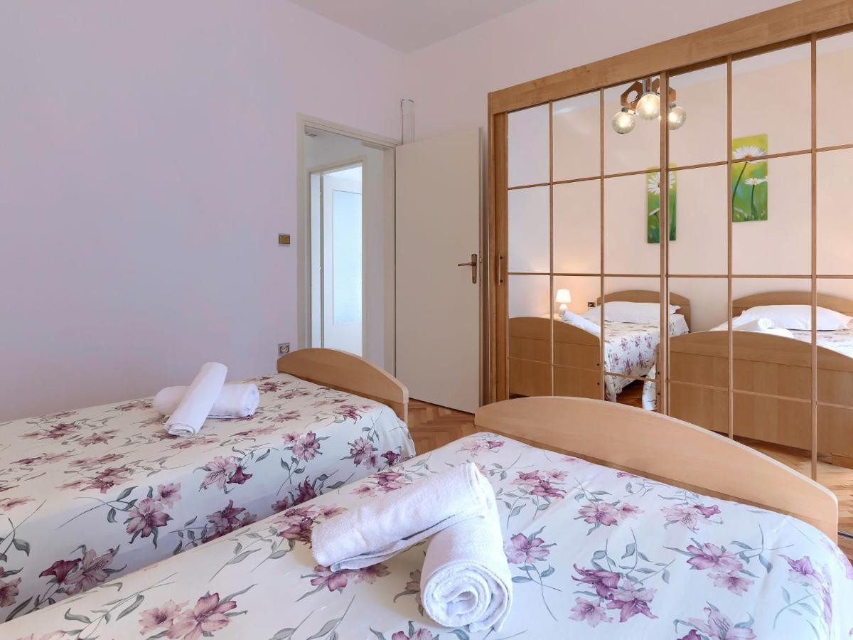 Apartment Macini - ROJ466 Žminj Esterno foto