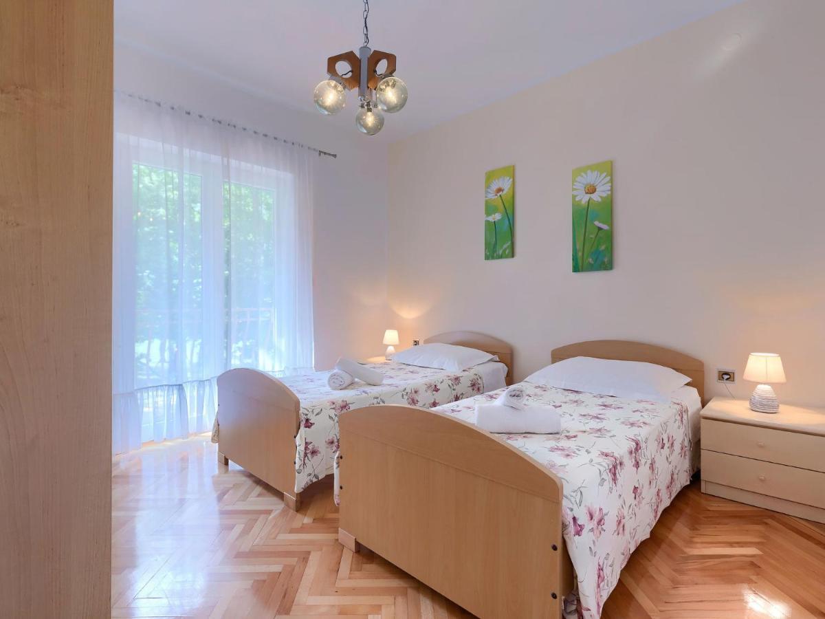 Apartment Macini - ROJ466 Žminj Esterno foto