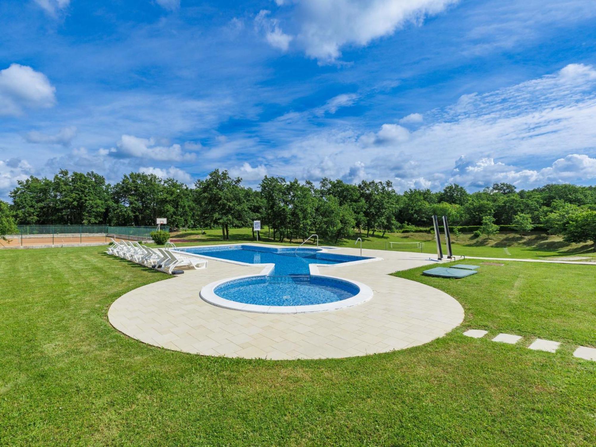 Apartment Macini - ROJ466 Žminj Esterno foto